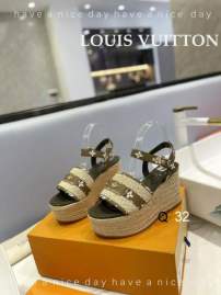Picture of Louis Vuitton Shoes _SKULVsz35-40YY041312541